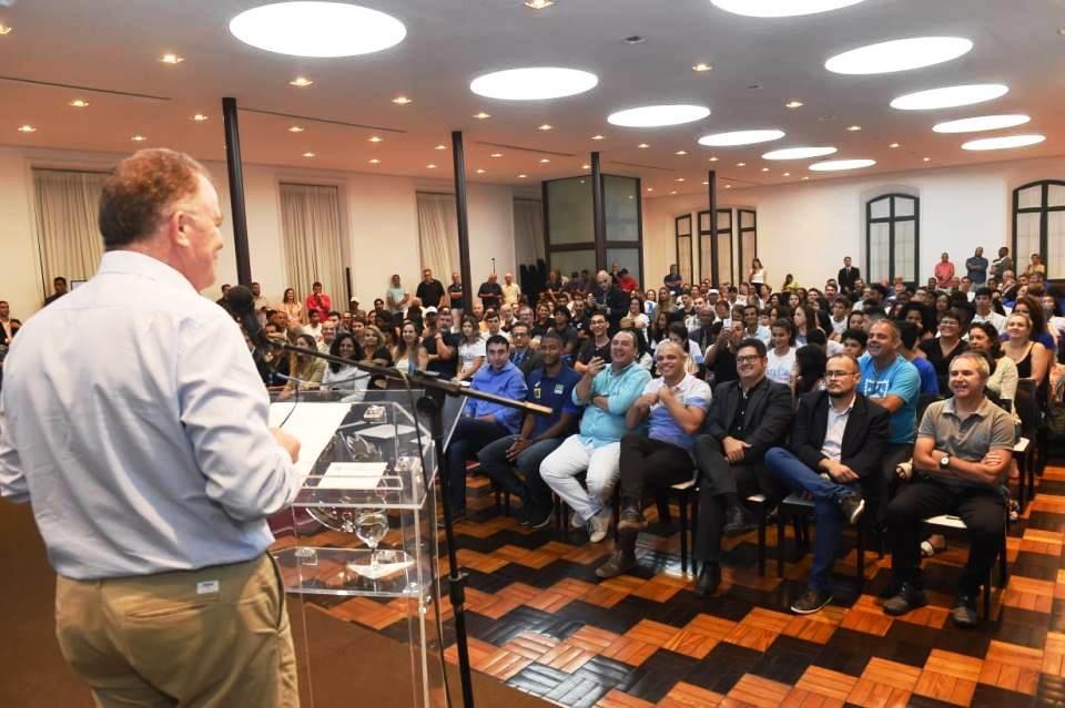 Governo do Estado lança programas esportivos de 2020 em cerimônia no Palácio Anchieta