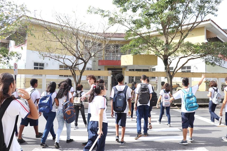 Sedu destina R$ 35 milhões para escolas prepararem início do próximo letivo