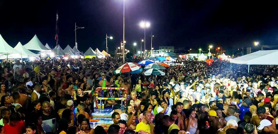 Réveillon 2020 em Conceição da Barra foi celebrado com uma grande festa