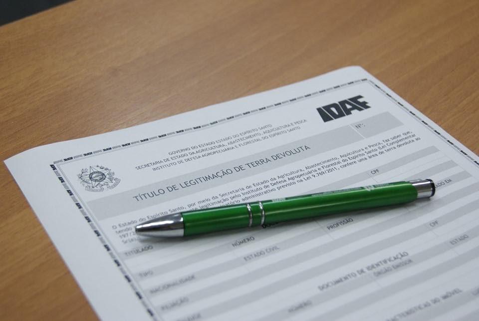 Mais de 400 famílias beneficiadas com a regularização de terras devolutas no ES Mais de 400 famílias beneficiadas com a regularização de terras devolutas no ES