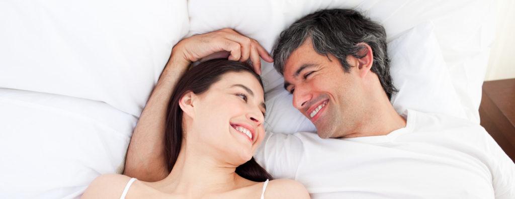 O que causa a ereção matinal nos homens e também nas mulheres?