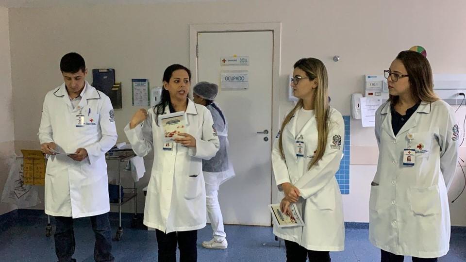Hospital debate ‘entrega de valor’ da farmácia clínica para a sociedade