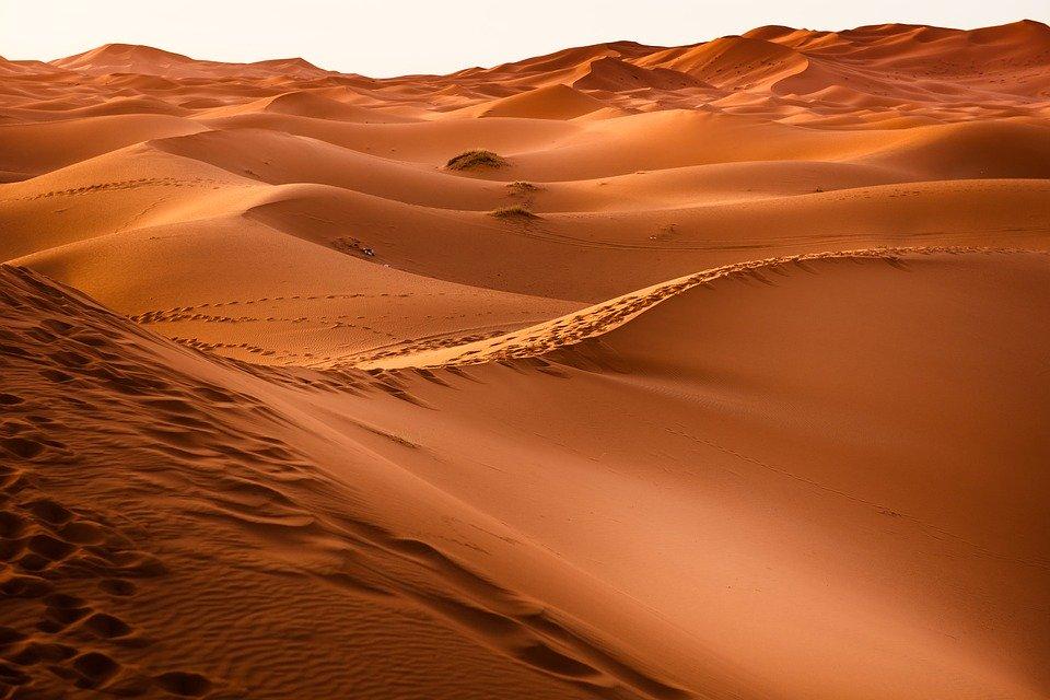 Dunas de areia “se comunicam” entre si