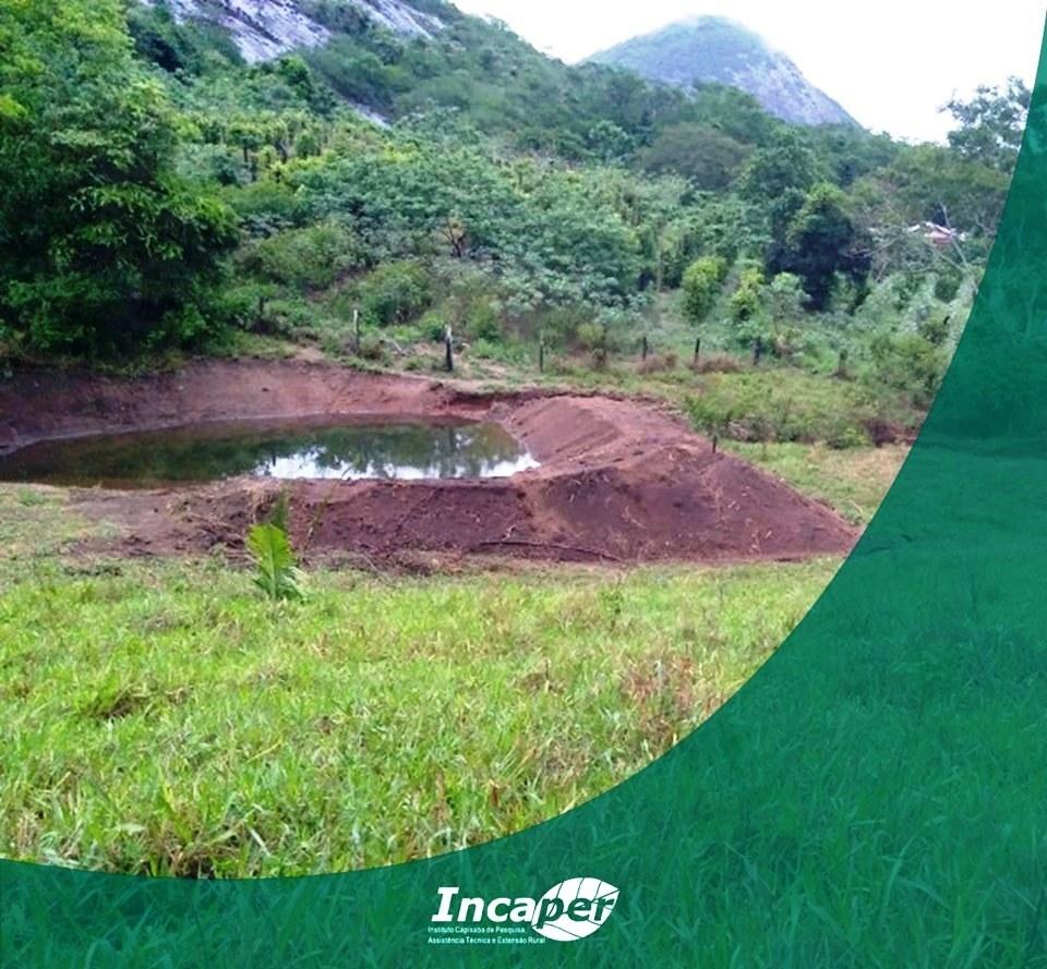 Projeto Barraginhas é tema de dia de campo em São Roque do Canaã