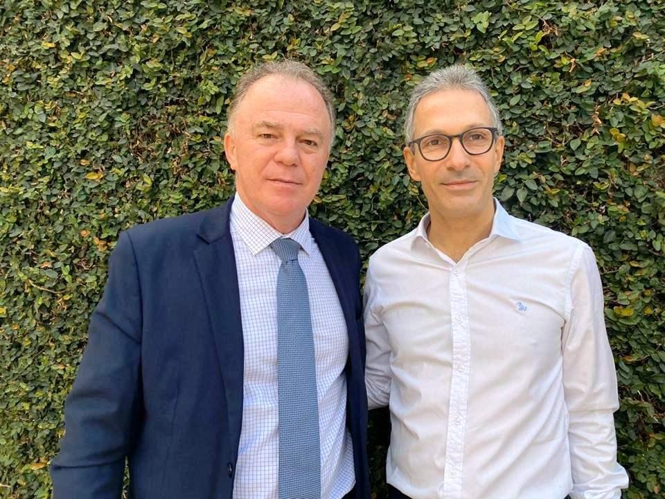 Governador de Minas brinca e diz que quer “trocar de Estado” com Renato Casagrande