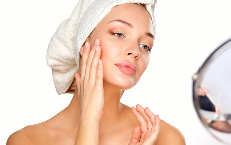 Saiba como ter uma rotina de cuidados com a pele no Carnaval