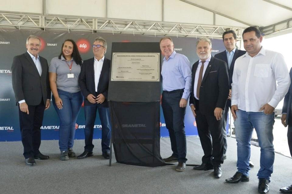 Governador participa de inauguração de usina solar em Linhares
