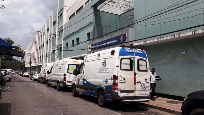 Jovem marca encontro amoroso com mulher, mas é recebido a tiros