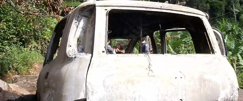 Corpo é encontrado carbonizado dentro de carro em Cariacica