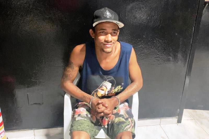 “Matar é como passar manteiga no pão”, diz homem que esfaqueou namorada