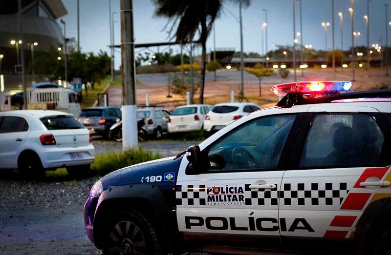 Mulher acusa vizinha de manter um ‘puteiro’ dentro de casa