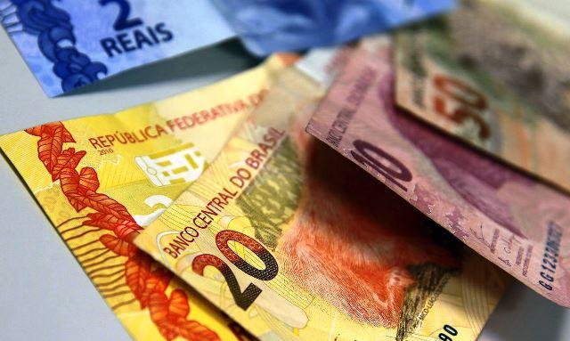 Tesouro recompra R$ 35,5 bi de títulos públicos em março