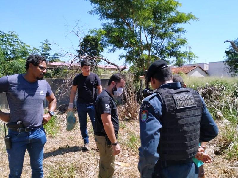 Adolescentes matam professor com 15 facadas, são apreendidos