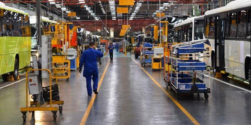 Marcopolo retoma parcialmente produção em unidade em Caxias do Sul e Rio de Janeiro