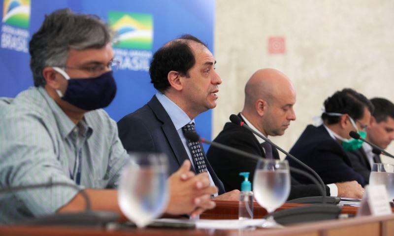 Governo aumenta para R$ 127 bilhões ajuda a estados e municípios