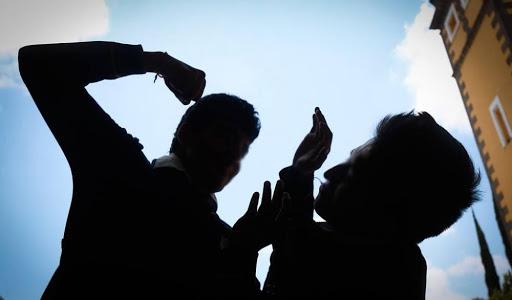 Homem é agredido pelo marido de sua amante
