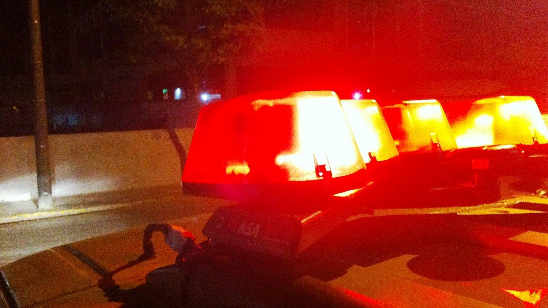 Pai atropela e mata filha acidentalmente com trator Pai atropela e mata filha acidentalmente com trator