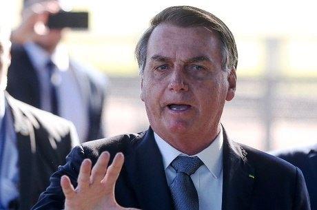 Bolsonaro diz que superintendente do RJ vai ser número 2 da PF