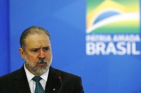 PGR vai investigar troca do superintendente da PF no Rio