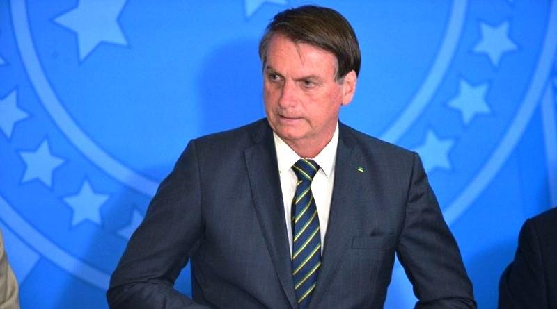 Bolsonaro suspende atualizações nos cadastros do Bolsa Família