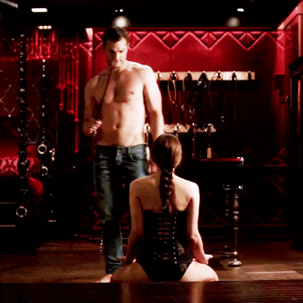 Hierarquia e obediência na cama: veja 10 curiosidades sobre o BDSM