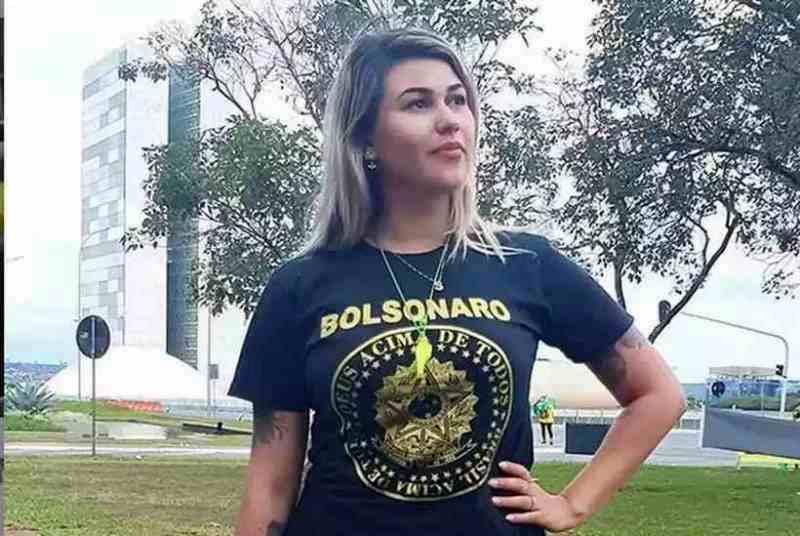 “Não vou nessa bosta”, diz Sara Winter sobre depor à PF