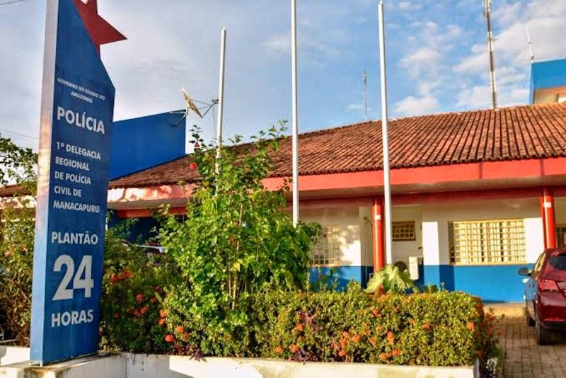 Homem que fingia ser pai de adolescente é preso acusado de estupro