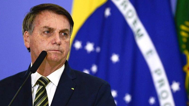 Números da Covid-19 saem às 22h para evitar subnotificação, diz Bolsonaro
