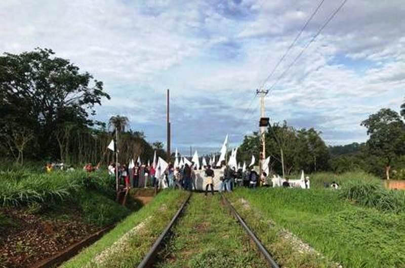 Vale pede e Justiça proíbe protestos de moradores de Brumadinho (MG)