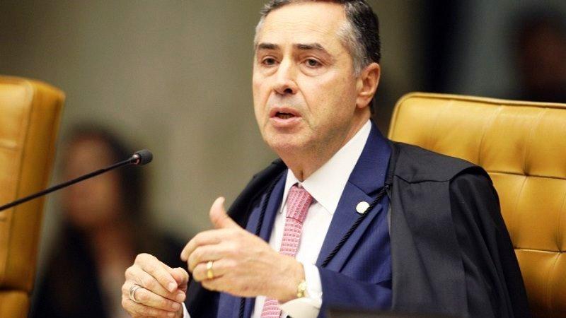 Presidente não será protegido, nem perseguido no TSE, diz ministro Barroso