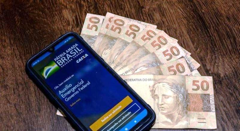 Bolsa Família: terceira parcela do auxílio começa a ser paga nesta quarta-feira (17)
