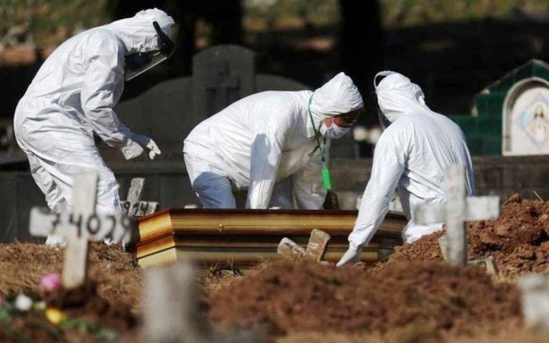 Brasil fecha domingo com 57,6 mil mortes e 1,34 milhão de casos