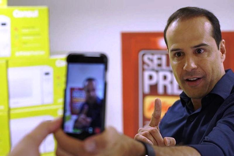 Fundador da Ricardo Eletro é preso durante operação contra sonegação fiscal