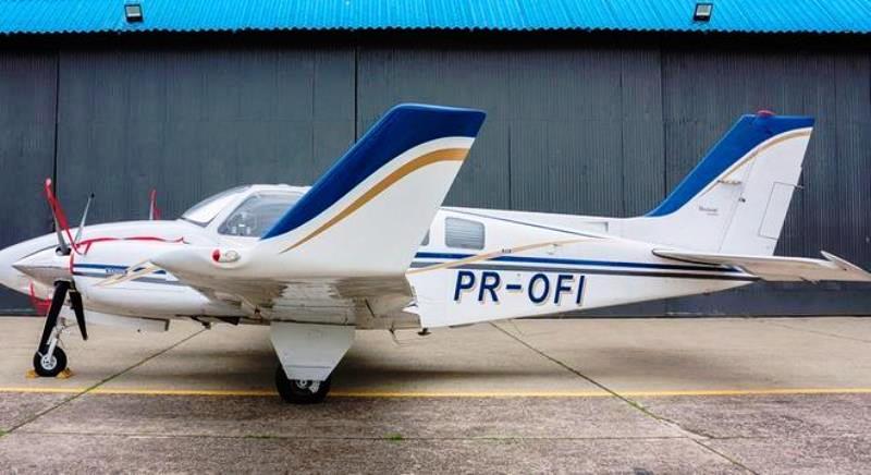 Avião de pequeno porte cai na zona norte de São Paulo