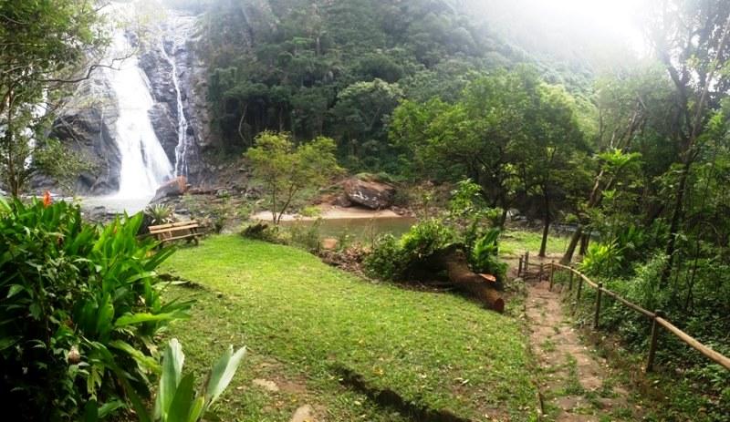 Parque Estadual Cachoeira da Fumaça restaura trilhas danificadas