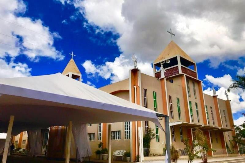 Religiosos são acusados de pedofilia em paróquia do Distrito Federal