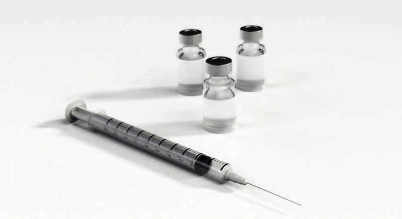 Rússia vai registrar 1ª vacina do mundo contra Covid-19 na quarta-feira (12)