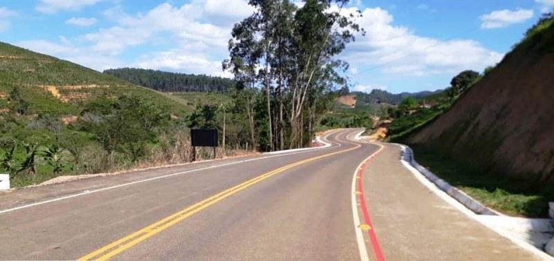 Estado entrega obras de pavimentação entre a sede de Rio Bananal e Panorama