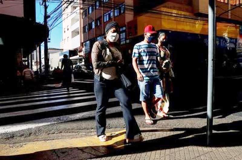 Brasil contabiliza 103.026 mortes por covid-19 e 3.109.630 casos confirmados