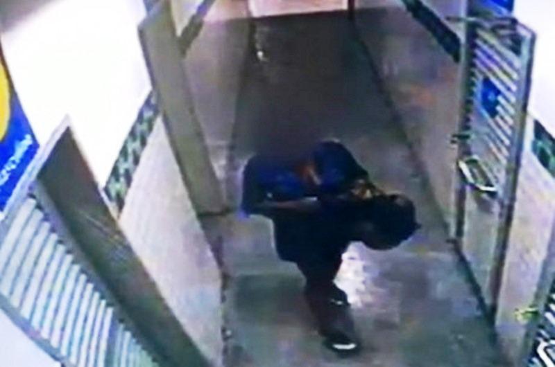 Polícia conclui que mãe asfixiou bebê antes de jogá-lo em lixeira