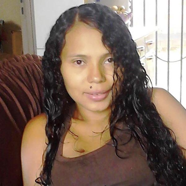 Homem que degolou mulher e postou foto nas redes achava que era traído
