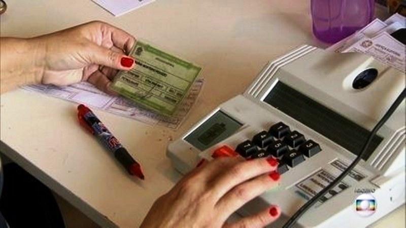 Eleitores sem máscaras não poderão votar nas eleições municipais, diz TSE