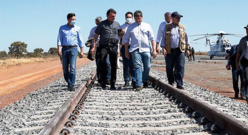 Governo firma acordo com Exército para construir ferrovia na Bahia