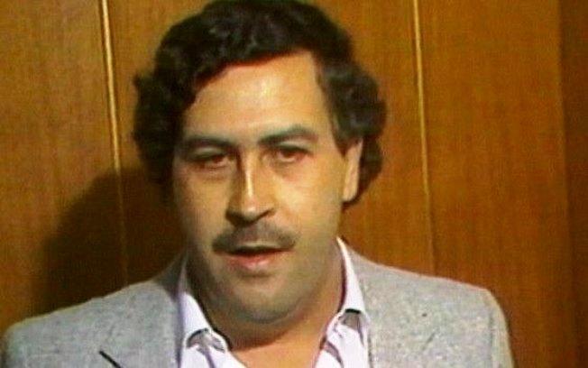 Sobrinho de Pablo Escobar acha R$ 100 mil escondidos em parede