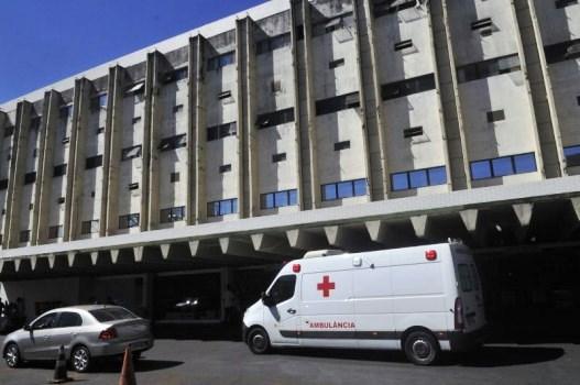 Mulher corta pênis do marido com a unha no DF e ele vai parar no hospital