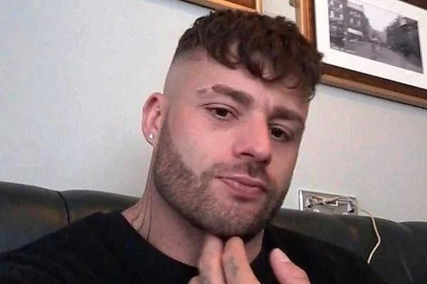 Mulher esfaqueia namorado no coração e ele morre dizendo “eu te amo”