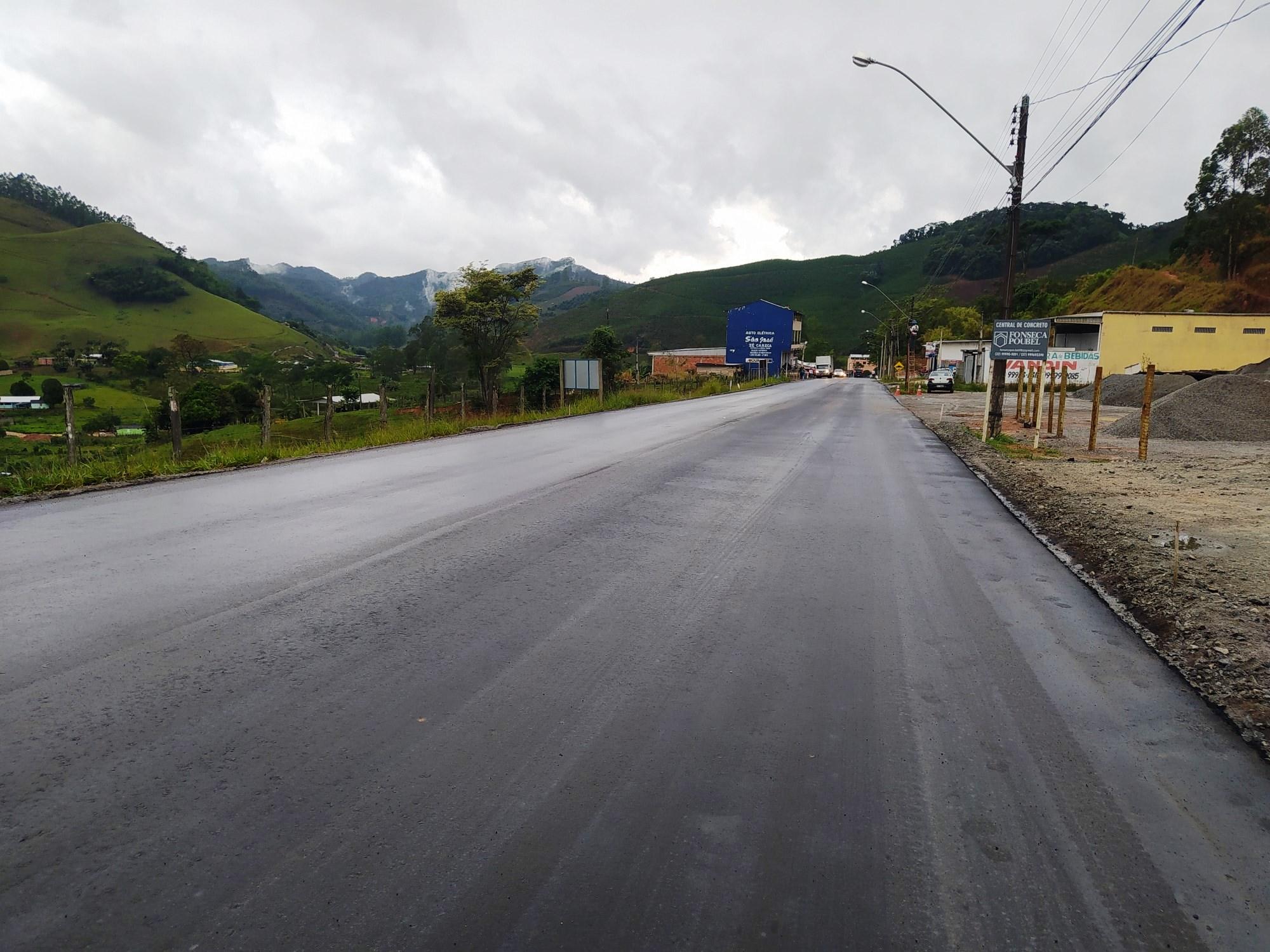 Casagrande visita obras rodoviárias e de reconstrução de pontes em Vargem Alta e Castelo