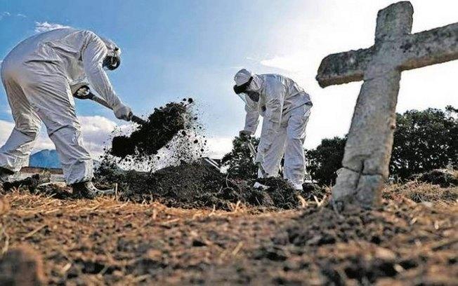 Brasil registra 230 mortes e 10,9 mil casos de Covid-19 neste domingo (18)