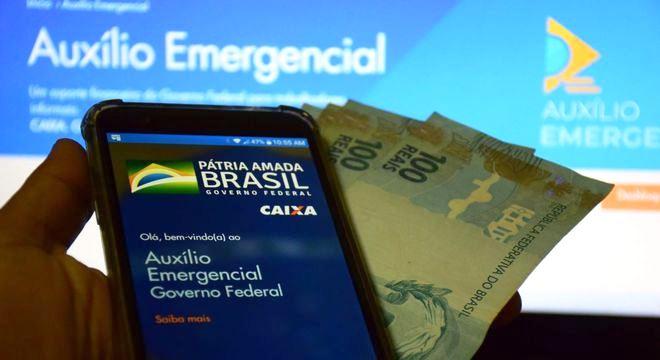 Mais 5,2 milhões recebem parcelas do auxílio nesta quarta-feira (21)