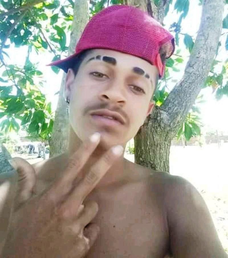 Gravida de gêmeos de 16 anos é degolada pelo marido em Itabatã, criança de 01 ano ficou ferida